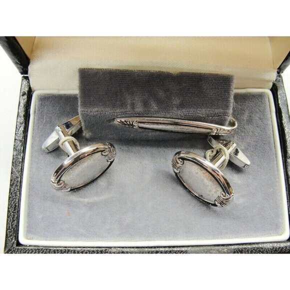 Foster Cufflinks Set Tie Bar Silver Tone Textured Finish Shirt Suit Vintage IOB - Picture 4 of 9